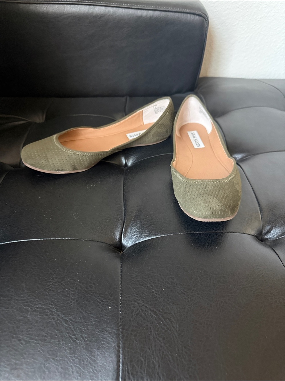 Steve Madden Azika Olive Green Suede Square Toe Ballet Flats - 7.5